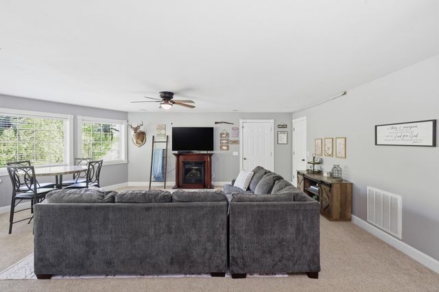 60 Crooked Hill Road, London, KY 40741