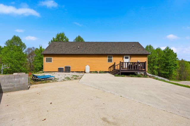 60 Crooked Hill Road, London, KY 40741