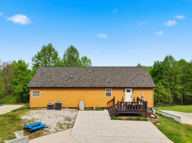 60 Crooked Hill Road, London, KY 40741