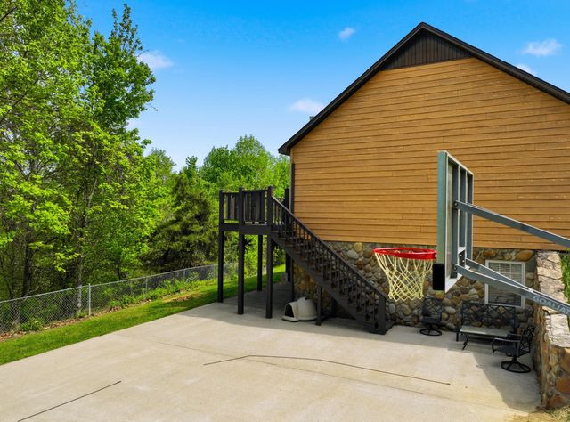 60 Crooked Hill Road, London, KY 40741