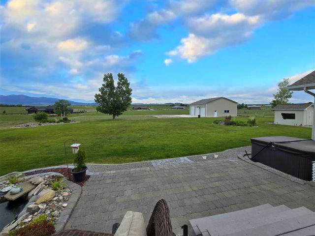 27 Sautter Lane, Townsend, MT 59644
