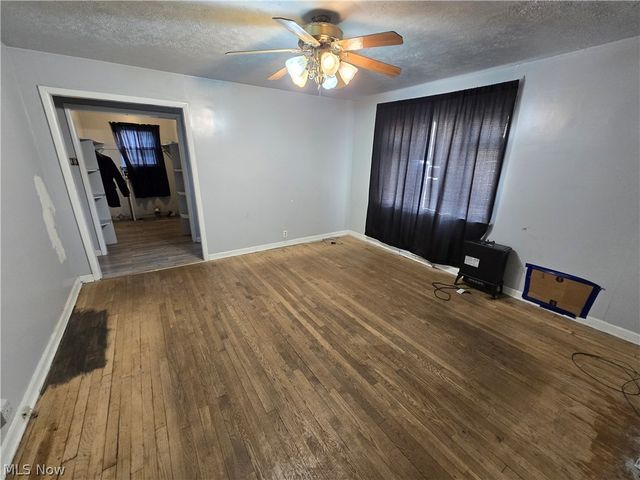 71421 Center Street, St Clairsville, OH 43950