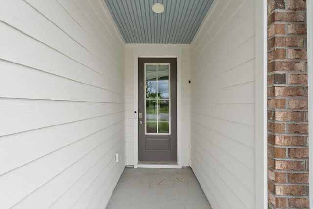 602 Chigwell Springs Lane, Summerville, SC 29486