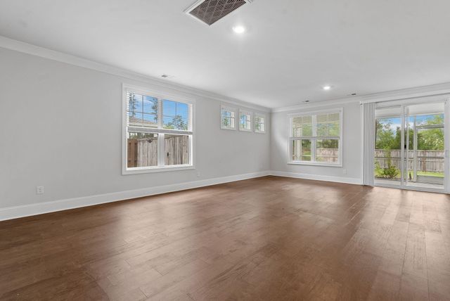 602 Chigwell Springs Lane, Summerville, SC 29486