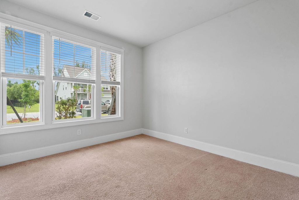 Image 16 of property listing at 602 Chigwell Springs Lane, Summerville, SC 29486