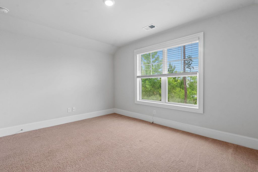 Image 31 of property listing at 602 Chigwell Springs Lane, Summerville, SC 29486