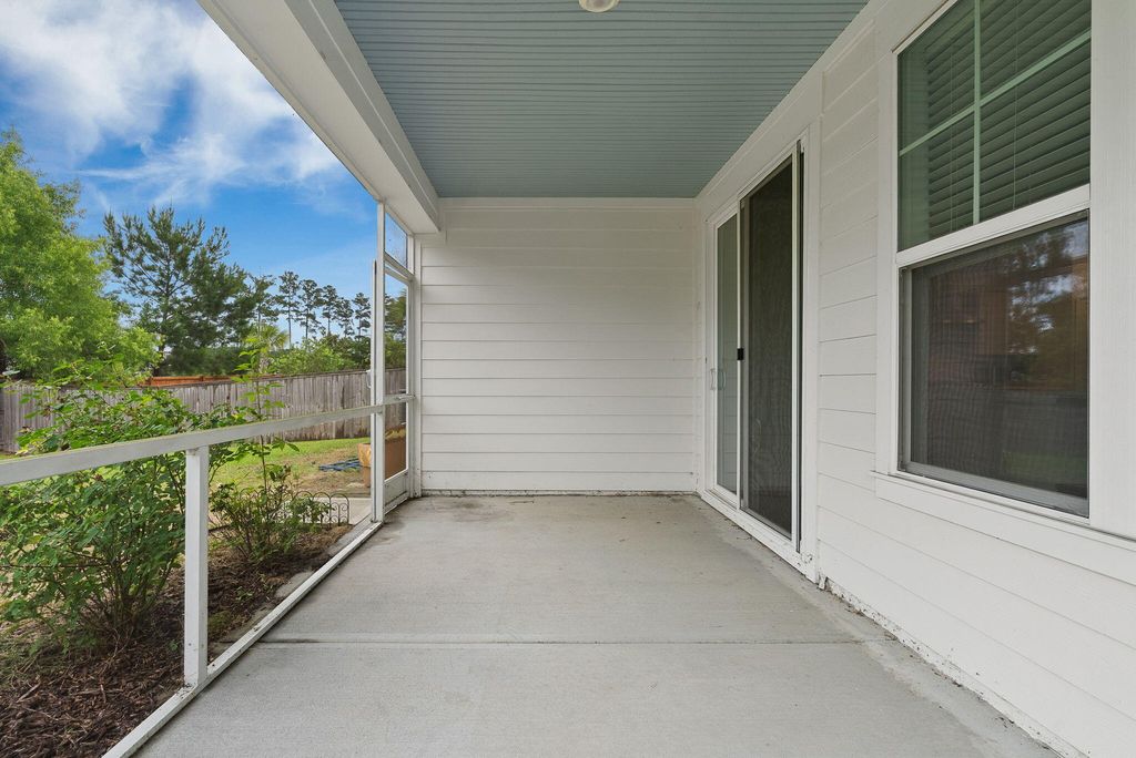 Image 35 of property listing at 602 Chigwell Springs Lane, Summerville, SC 29486