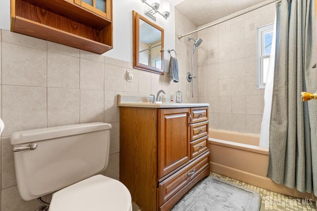 29 Park Avenue, Iselin, NJ 08830