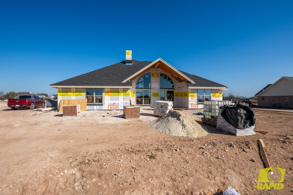 Image 3 of property listing at 9712 Jaguar Trail, San Angelo, TX 76901