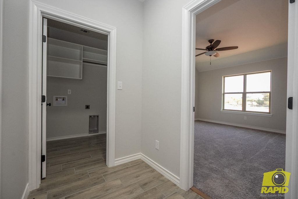 Image 7 of property listing at 9712 Jaguar Trail, San Angelo, TX 76901