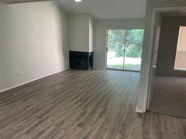 810 Clarissa Place, Garland, TX 75040