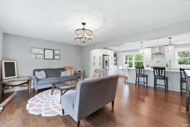 3710 Moss Hill Drive, West Lafayette, IN 47906