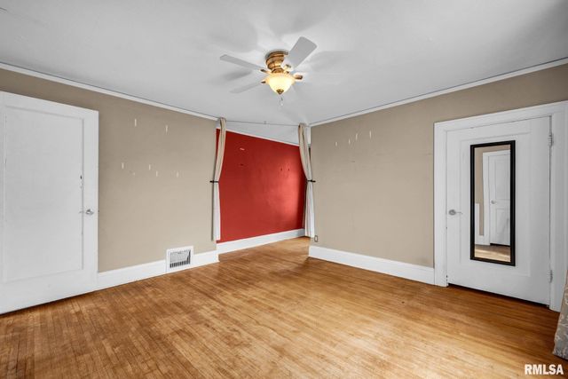713 W MELBOURNE Avenue, Peoria, IL 61604