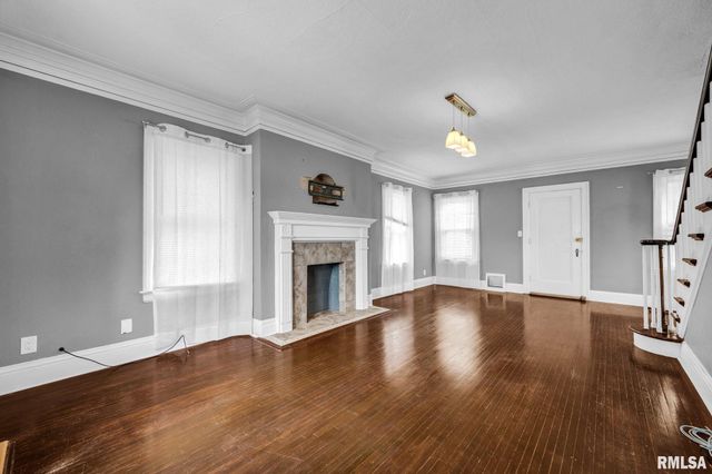 713 W MELBOURNE Avenue, Peoria, IL 61604