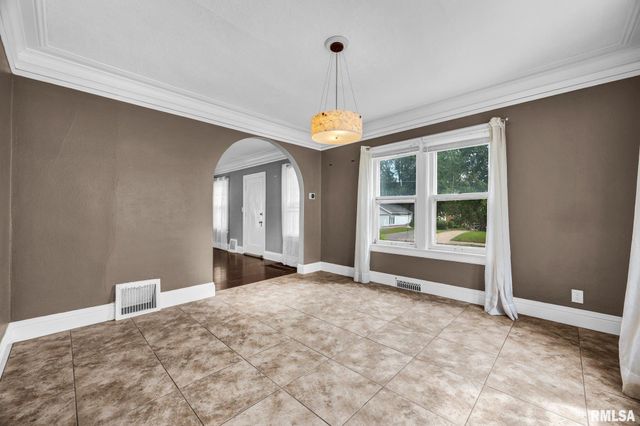 713 W MELBOURNE Avenue, Peoria, IL 61604