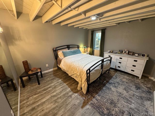 614 Beech St, Iron Mountain, MI 49801