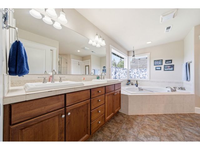 17504 Ne 30TH St, Vancouver, WA 98682