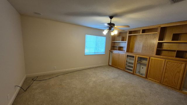 2604 Javan Ln, Carmichael, CA 95608