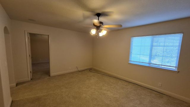 2604 Javan Ln, Carmichael, CA 95608