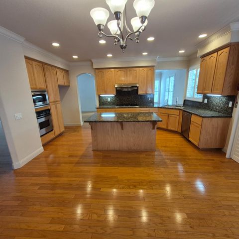 2604 Javan Ln, Carmichael, CA 95608