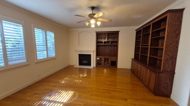 2604 Javan Ln, Carmichael, CA 95608