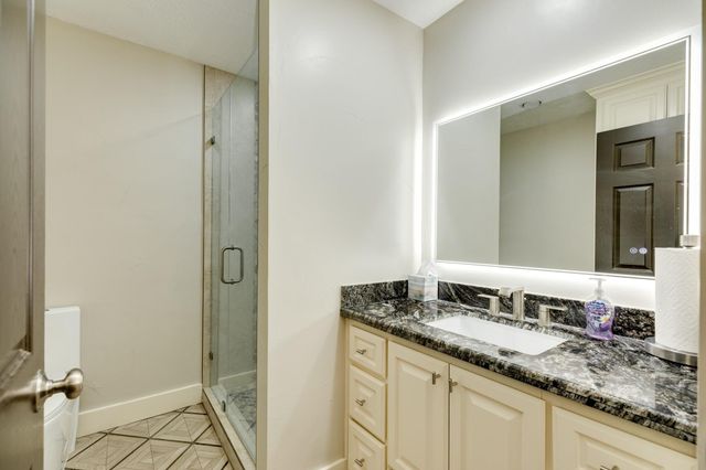 27427 Highway 36, Damon, TX 77430