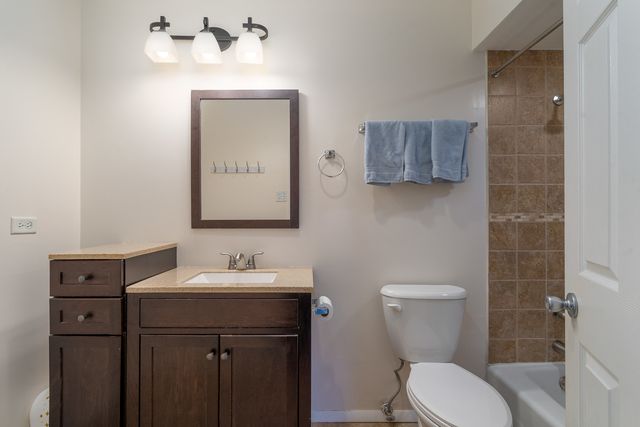 17005 Ridgeland Avenue, Tinley Park, IL 60477