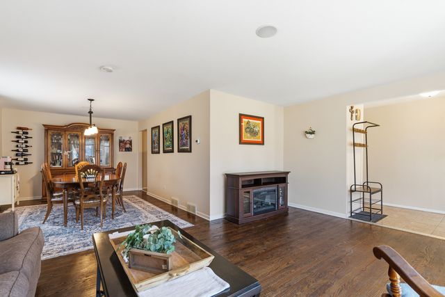 17005 Ridgeland Avenue, Tinley Park, IL 60477