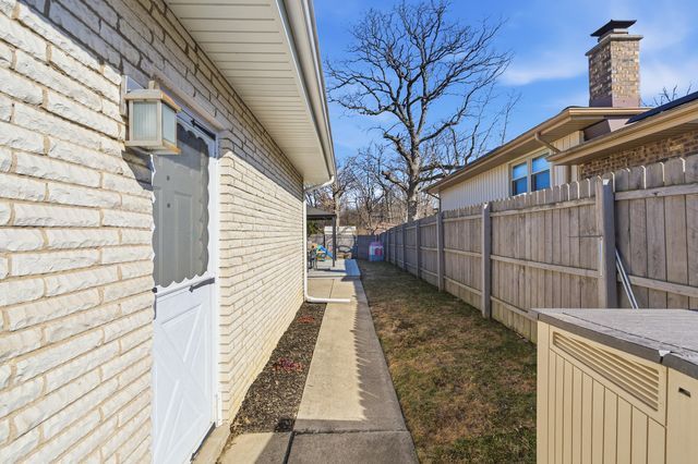 17005 Ridgeland Avenue, Tinley Park, IL 60477