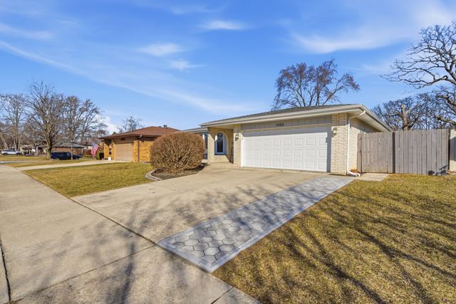 17005 Ridgeland Avenue, Tinley Park, IL 60477