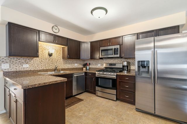 17005 Ridgeland Avenue, Tinley Park, IL 60477