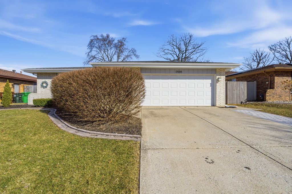 17005 Ridgeland Avenue, Tinley Park, IL 60477
