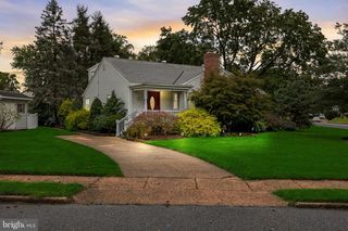2 WINDING WAY, Mount Holly, NJ 08060