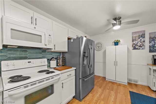 27840 Lincoln Road, Bay Village, OH 44140