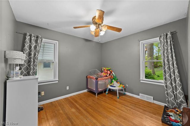 27840 Lincoln Road, Bay Village, OH 44140