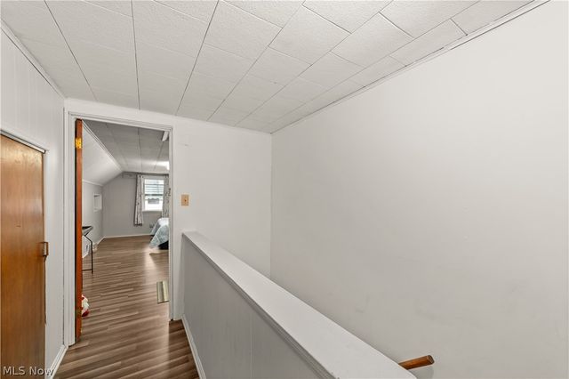 27840 Lincoln Road, Bay Village, OH 44140