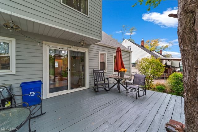 27840 Lincoln Road, Bay Village, OH 44140