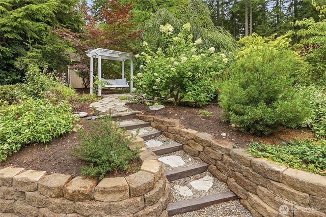 8223 67th Street Ct NW, Gig Harbor, WA 98335
