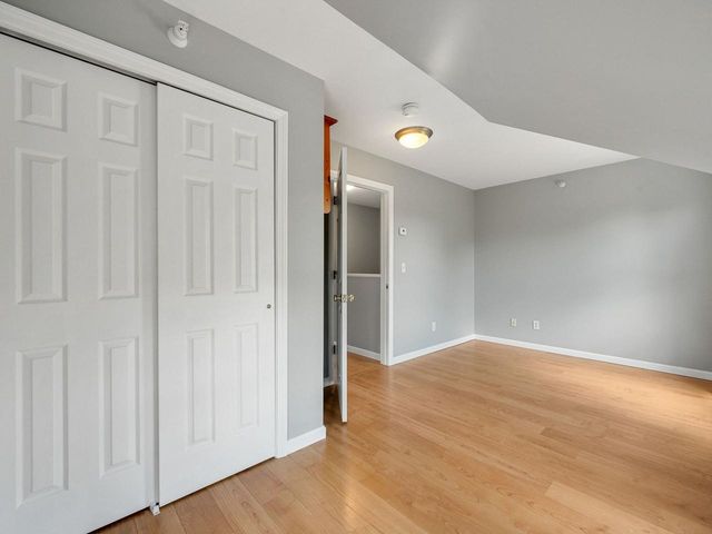 235 Park St Apt 7, Burlington, VT 05401