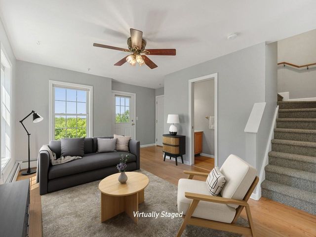 235 Park St Apt 7, Burlington, VT 05401