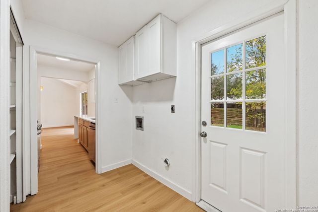 6822 Twin Lake, San Antonio, TX 78244