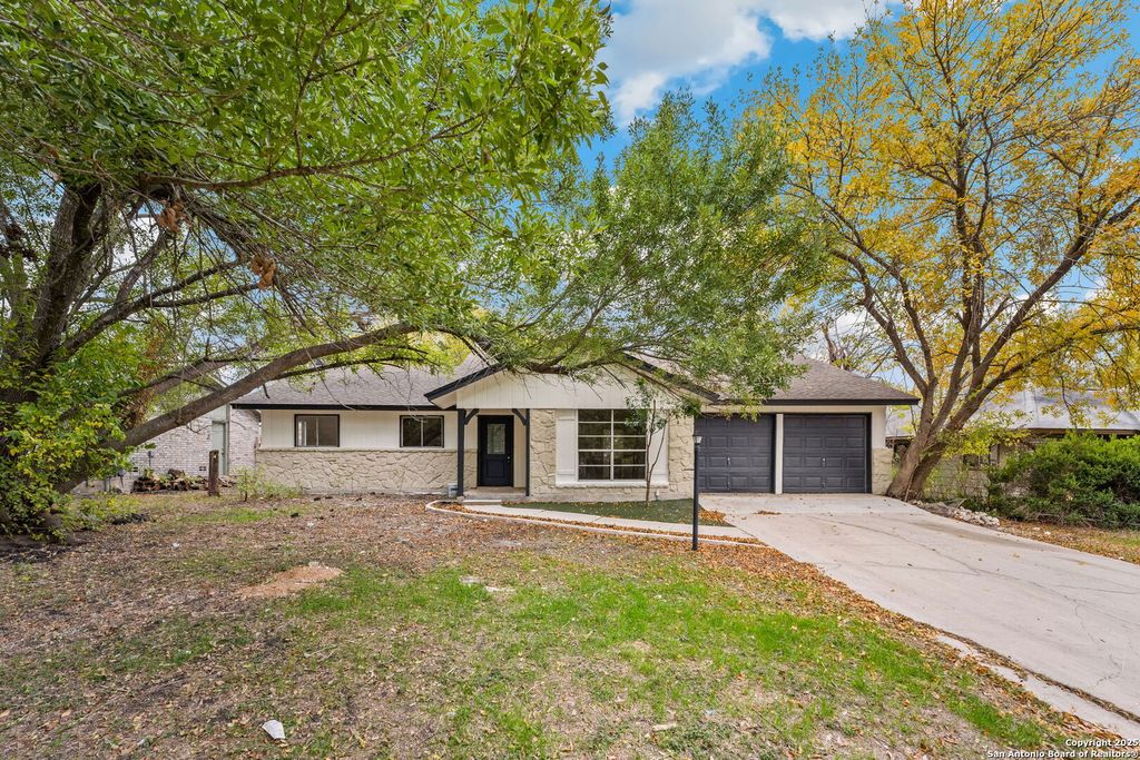 6822 Twin Lake, San Antonio, TX 78244