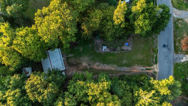 235 Ellis Dr., Waskom, TX 75692