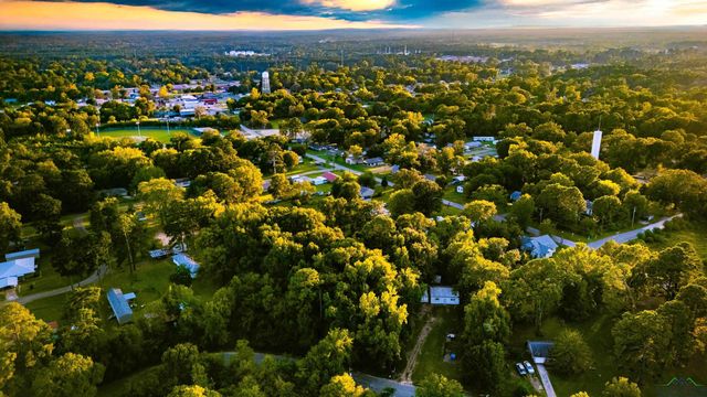 235 Ellis Dr., Waskom, TX 75692