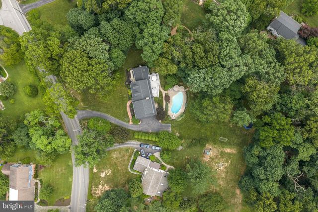 912 WEADLEY RD, Wayne, PA 19087
