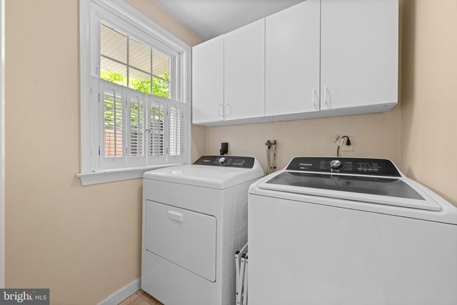 912 WEADLEY RD, Wayne, PA 19087