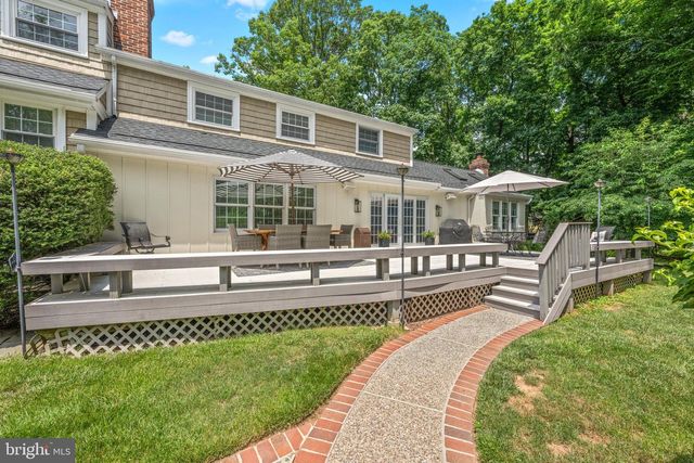 912 WEADLEY RD, Wayne, PA 19087