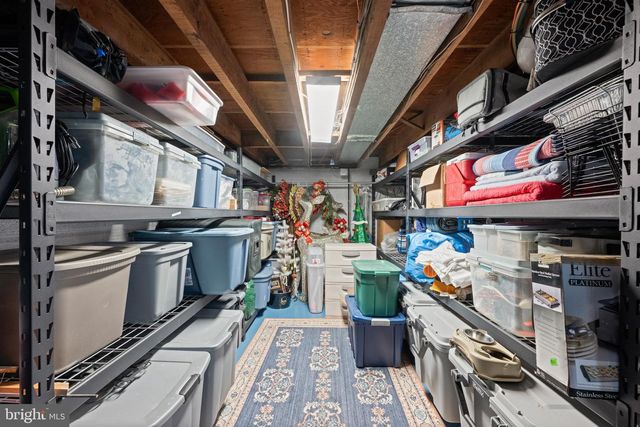 912 WEADLEY RD, Wayne, PA 19087