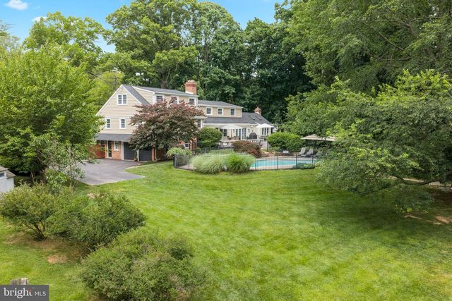 912 WEADLEY RD, Wayne, PA 19087