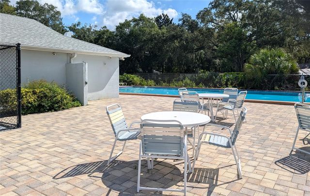 4053 DOLPHIN DRIVE, Tampa, FL 33617